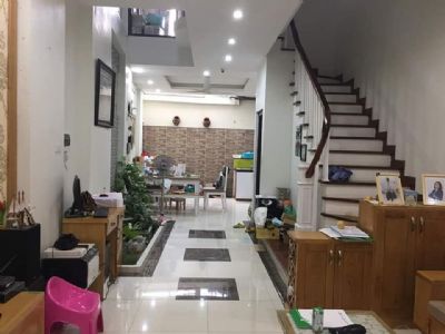 BÁN GẤP NHÀ ĐẸP NGUYỄN KHANG AN NINH, AN SINH, TIỆN ÍCH DT 60M2, 4 TẦNG GIÁ 6,X( X NHỎ)