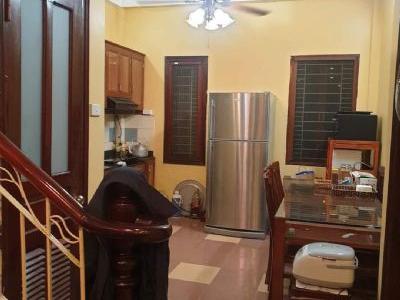 Hiếm bán nhà Lê Thanh Nghị 4 tầng nhỉnh 3 tỷ, ngõ nông gần phố. Liên hệ 0373729889