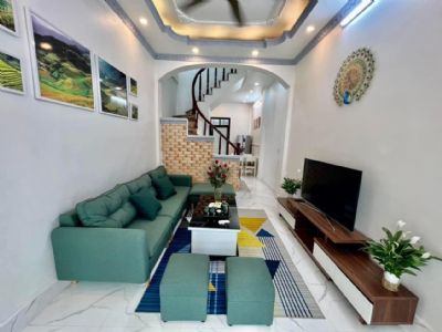 Bán nhà Tạ Quang Bửu 50m, MT4m, 5 tỷ, dân trí cao. Liên hệ 0373729889