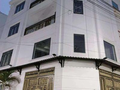 Nhà lô góc đường 8m , 62m2-5tang hẻm 621 Nguyễn Ảnh Thủ Q12 - 6 tỷ nhỉnh 0932030061