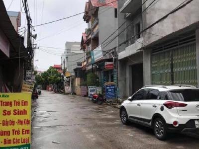 Nhà 3 tầng mới xây mt 5m nở hậu ,trục kinh doanh chính KCN Nội Bài