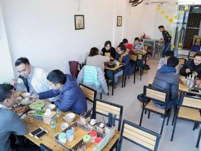 CẦN BÁN NHÀ Ở PHỐ QUAN NHÂN - NHÀ PHÂN LÔ - TRƯỚC NHÀ ĐƯỜNG Ô TÔ - KINH DOANH.