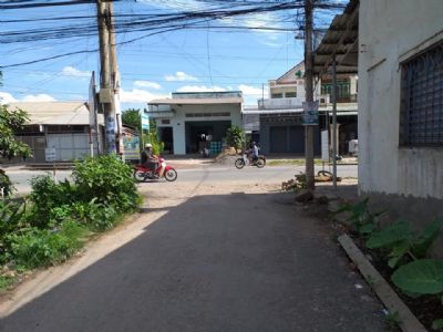 Cần bán gấp miếng đất gần trại rắn 9m2 ×60 nở hậu 9m8 ,đường xe ô tô tới đất