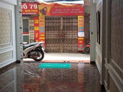CẦN BÁN NHÀ ĐẸP CẦU GIẤY, Ô TÔ, THANG MÁY KINH DOANH DT 43M2, 5 TẦNG GIÁ 7,8 TỶ NHÀ MỚI KÍNH KOONG