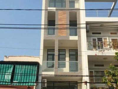 Nhà cho thuê nhà HXH Phường Phú Thạnh Tân Phú.  Dt 6m5x20 đúc 5 tấm có 18 phòng .