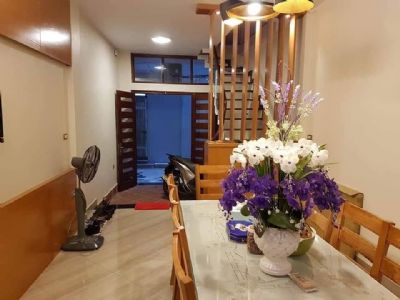 Nhỉnh 3 tỷ có nhà 30m2 Võ Chí Công, ô tô 7 chỗ đỗ cửa, 5 tầng đẳng cấp!!!
