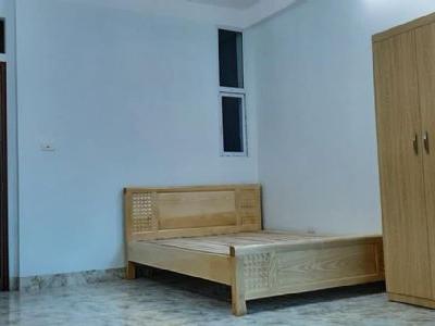 Cho thuê CCMN mới xây, có thang máy, ô tô đỗ cổng tại nhà số 32 ngõ 171 Nguyễn Ngọc Vũ