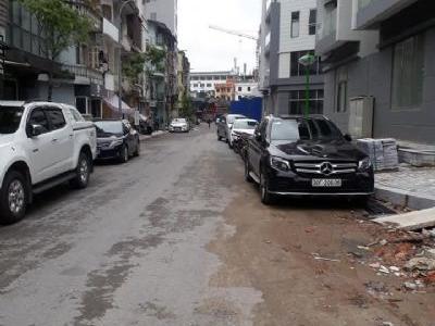 BÁN NHÀ ĐỊNH CÔNG 35m2 - 4 tầng - SỔ ĐỎ CHÍNH CHỦ 2.5Tỷ Ngõ cực đẹp, rải nhựa ô tô tránh