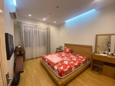 Chính chủ cần bán nhà 5 tầng tại ngõ 33 Phố Cự Lộc, Thanh Xuân, Hà Nội, 5p ra Royal City