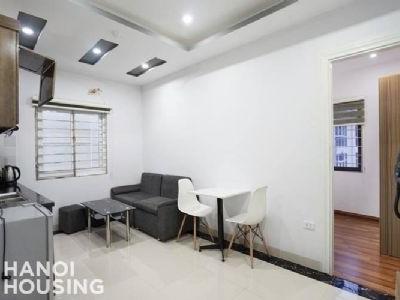 Cho thuê căn hộ đầy đủ nội thất tại số 8 ngõ Núi Trúc , Kim Mã , Ba Đình Hà nội   Giá : 7.5tr