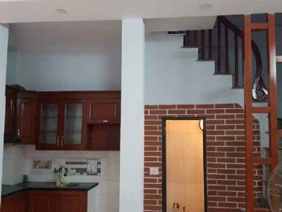 Chỉ 2.35 tỷ, chủ cần bán gấp nhà 6 Tầng, mới, đẹp, ở Lĩnh Nam.