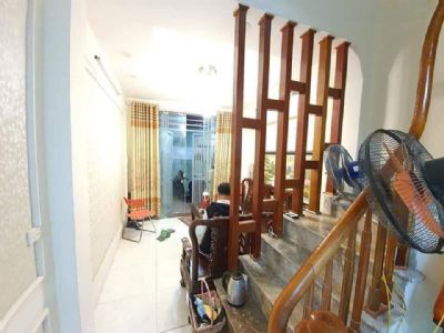 Bán nhà chợ Hà Đông-30m giá 2.15 tỷ. Tiện ích thì không phải nói nhiều. Gần chợ, tiện đủ thứ.