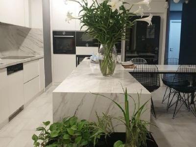 Cần bán căn hộ chung cư cao cấp Vinhomes West Point đường Đỗ Đức Dục Mễ Trì - Nam Từ Liêm.