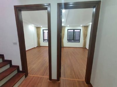 BÁN NHÀ, NHỈNH 4 TỶ, CẦU GIẤY, P/LÔ, NGÕ Ô TÔ.