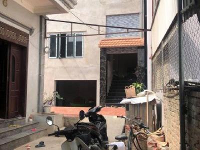 Bán nhà 4 tầng ngay cơ đê xã Hồng Hà giá cực yêu thương Nhà vừa xây xong gđ không có nhu cầu ở