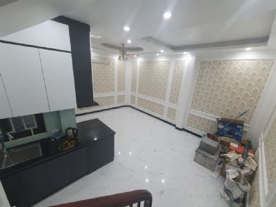 NHÀ PHỐ VIP NGUYỄN SƠN LONG BIÊN. KHU CÁN BỘ HÀNG KHÔNG, Ô TÔ ĐỖ CỔNG 2,5 TỶ RA LỘC.