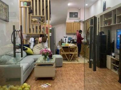 BÁN NHÀ NHÂN HOÀ, THANH XUÂN, GIÁ 3.65 TỶ. DT : 36m2x 4,5 tầng x 4.1m mặt tiền. NHÀ ĐẸP