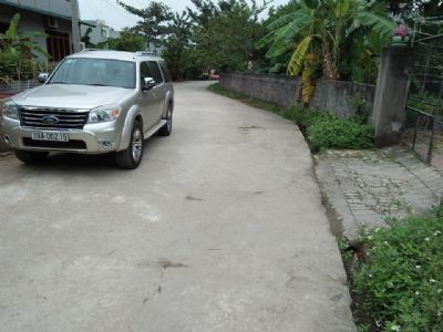 Gia đình có ô đất giáp khu đô thị Minh Phương cần bán. Từ ô đất ra hồ Minh Phương 100m