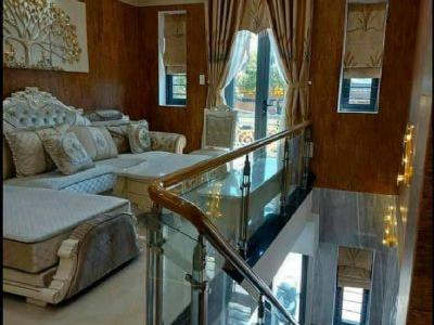 BÁN NHÀ MẶT TIỀN  Bán mặt tiền 1t4lau đường 30.4, p.9, đối diện sân bay Vũng Tàu