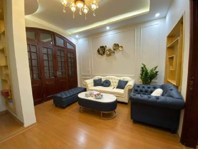 HẠ GẤP 500TR BÁN TRONG THÁNG NHÀ ĐỐNG ĐA DIỆN TÍCH 60M 5 TẦNG MẶT TIỀN 4.5M NGÕ Ô TÔ TRÁNH