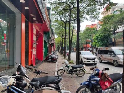 Bán nhà 62 Trung Hòa Cầu Giấy 340 triệu/m2 đường 6 làn xe, cách Trần Duy Hưng 300m