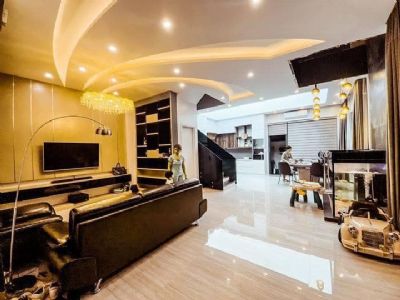 Bán nhà Mặt Phố Đống Đa 110m2, Mt 4.5m, Kinh Doanh Khủng Khiếp. Sổ Nở Hậu