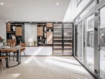 Bán nhà Ngọc Thuỵ Long Biên. NHÀ ĐẸP LÔ GÓC Ô TÔ ĐỖ CỬA 10M RA MẶT PHỐ 5 TẦNG MT 3.7M