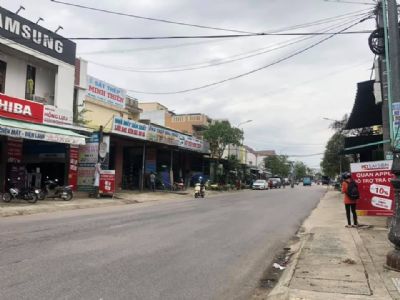 Cần bán lô đất Nam Phước Cách chợ Nam Phước chỉ 700m Cách Trường Học chỉ 50m Khu vực dân cư đông