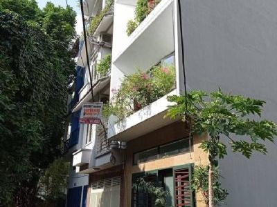 BÁN NHÀ PHỐ BỒ ĐỀ, DT 35m,5 tầng, MT 5,2m. Giá 3,3 tỷ: 094.235.8688