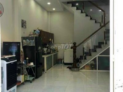Bán Nhà 4,2x8m trệt lầu hẻm đường Mỹ Huề, xã Trung Chánh, Hóc Môn;  giá 1,2 tỷ TL Sổ chung