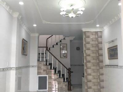 nhà bình mỹ củ chi 1 trệt 1 lầu cách tỉnh lộ 9 vào 30m , gồm pk khách rộng rãi, 2 p ngủ, bếp, 2 wc