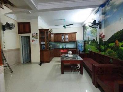 CẦN CHO THUÊ NHÀ NGUYÊN CĂN Ở PHỐ QUAN NHÂN