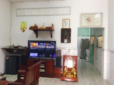 Cần bán nhà đẹp sổ riêng , dọn vào ở ngay . Vị trí nhà thuộc kp1 Tân hiệp, gần chợ nhỏ