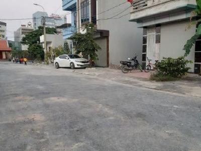 Bán gấp nhà 3 tầng cách đường Lê Lai gần 100m, ngay sau KIA Thanh Hóa.