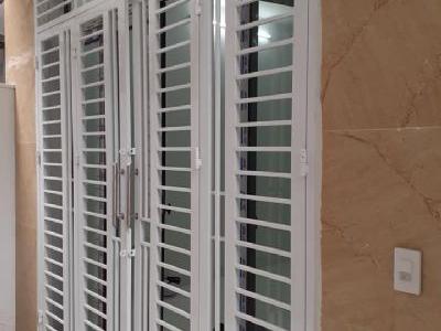 Bán nhà 36M *4 tầng Liên Ninh Thanh Trì. 36m2*4T mới kết cấu móng bè, khung bê tông kiên cố