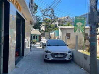 CHUYỂN NHƯỢNG CĂN NHÀ TRUNG TÂM THÀNH PHỐ KIỆT OTO DUY TÂN Diện tích 100m2 Hướng Tây Bắc