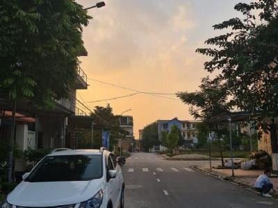 Bán Lô Đất Giãn Dân Liên Bão Gần sát ngay công ty sữa vinamilk của kcn Tiên Sơn, sổ hồng mới tinh.