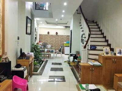 Một căn duy nhất Hoàng Văn Thái - ô tô đỗ cửa, 32m chỉ 3 tỷ cách phố 3 bước chân, đường nhựa