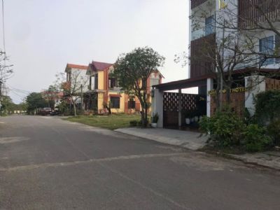 Bán đất Gần biển Nhật lệ, cũng gần Sân bay Dt 9,5x20 ,nở hậu 10,5.Nguyễn Hữu Hào Quang Phú ĐỒNG HỚI