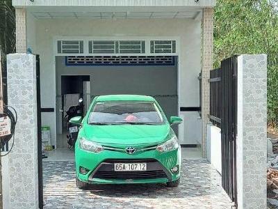 BÁN NHÀ TRỆT XÂY MỚI KẾ KDC 586 CÁI RĂNG CẦN THƠ. Giá: 1,1 tỷ. Nhà gồm: sân đậu xe ô tô, 2 Pn