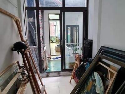 Bán nhà trung tâm Hai Bà Trưng chỉ 1.6 tỷ Nhà đẹp 3 tầng ở ngay.10m ra ngõ ô tô to đùng