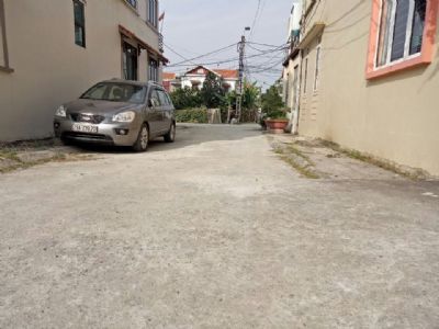 cần bán mảnh đất ở thị trấn Sóc Sơn ace ai có nhu cầu LH e Hiểu 0981166236