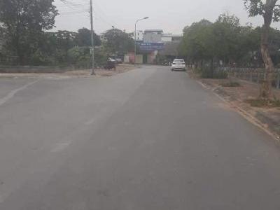 Chính chủ cần tiền bán gấp đất Phủ Lý Dt 100m Mặt 5m Cách trường đhcn 300m, trường sp 200m