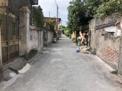 Gia đình tôi cần bán mảnh đất tại tổ dân phố Thôn Trên, Dị Sử, Mỹ Hào. Sổ đỏ chính chủ, mặt tiền 4m