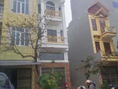 Bán Gấp Nhà 3,5 tầng đường nhánh Giải Phóng Nam Định xây mới đường rộng 9m