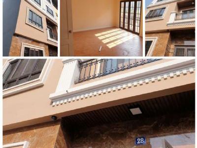 Cần bán nhà Xuân Phương 59m2x5T MT 7m Hướng Đông Nam (hướng đẹp nhất) Ngõ đi 3m