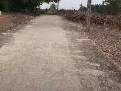 Bán đất  nền ngay trung tâm Thành phố Đồng Xoài Dt: 5*45, có 40mtcu Đường bê tông 4m