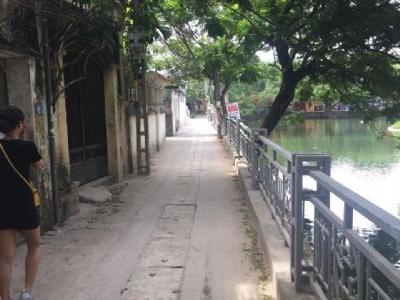 Bán nhà mặt hồ, Quan Nhân, phong thuỷ đẹp, ô tô 4 chỗ đi vừa, gần trung tâm. Diện tích đất 96m2