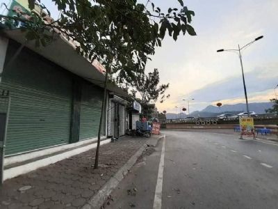 Cho Thuê Nhà mặt đê Đà Giang diện tích 6x5 dtsd ngang 8m, rộng rãi, có 1 vs