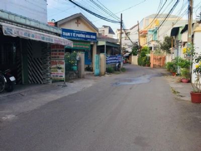Bán nhà cách đường Cmt8 vài trăm mét tt Biên Hòa kinh doanh đẹp Đường du lịch chạy thông thương
